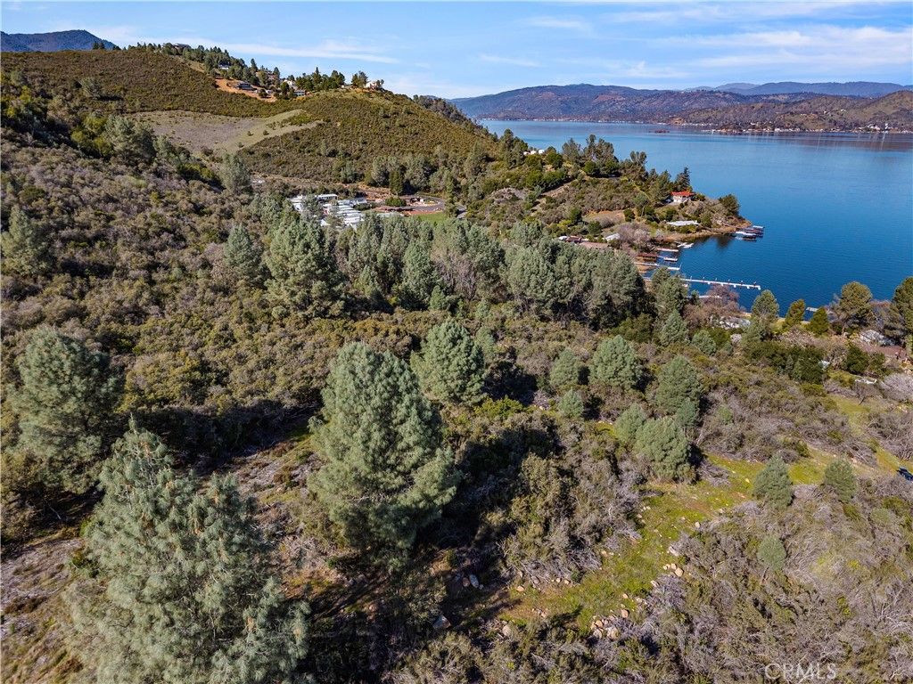 Image 23 of property listing at 11390 Point Lakeview, Kelseyville, CA 95451