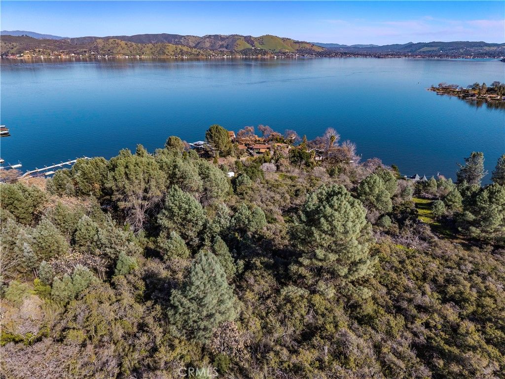 Image 24 of property listing at 11390 Point Lakeview, Kelseyville, CA 95451