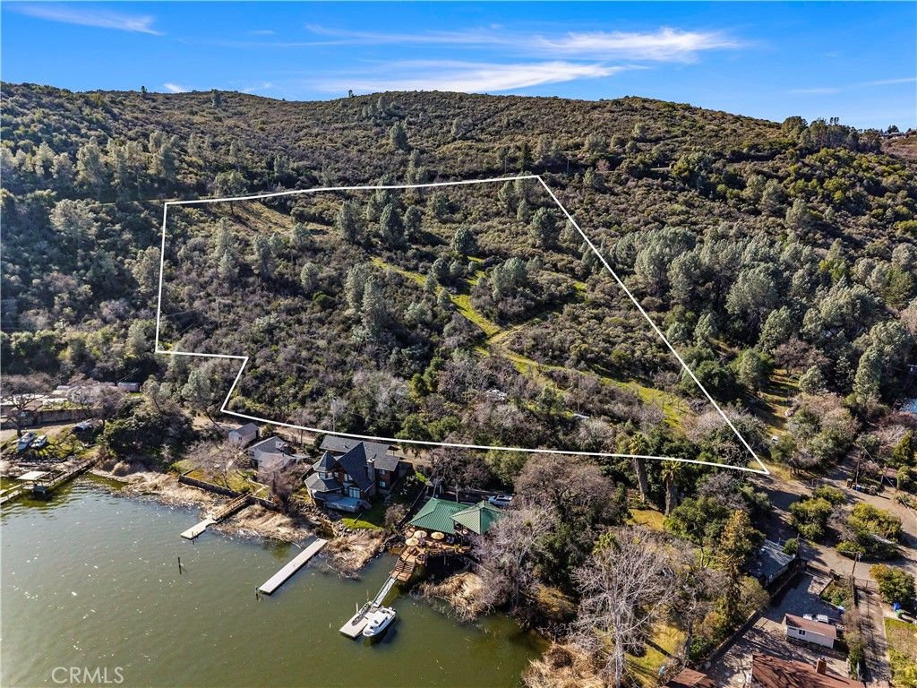 Image 9 of property listing at 11390 Point Lakeview, Kelseyville, CA 95451