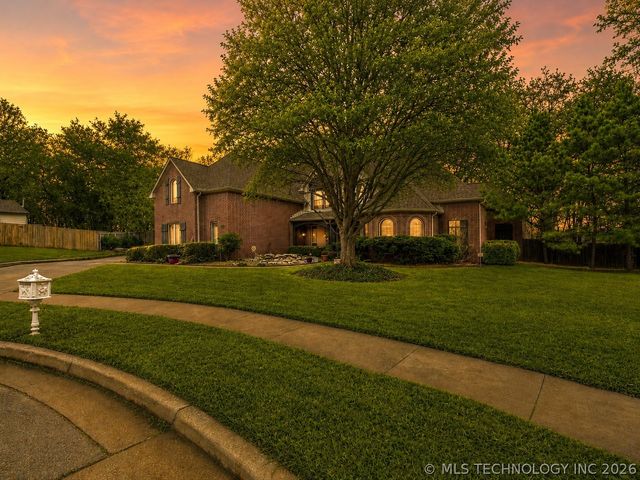 6301 S 5th Avenue, Broken Arrow, OK 74011