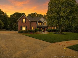 6301 S 5th Avenue, Broken Arrow, OK 74011