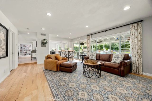 10536 Beardsley, Villa Park, CA 92861