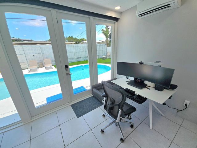 3680 NE 16th Avenue, Oakland Park, FL 33334