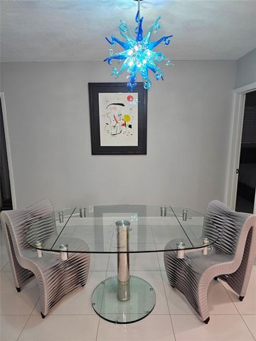 3680 NE 16th Avenue, Oakland Park, FL 33334