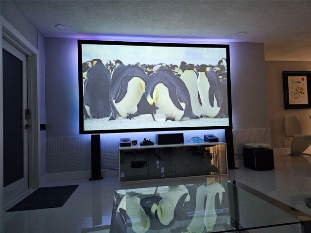 3680 NE 16th Avenue, Oakland Park, FL 33334