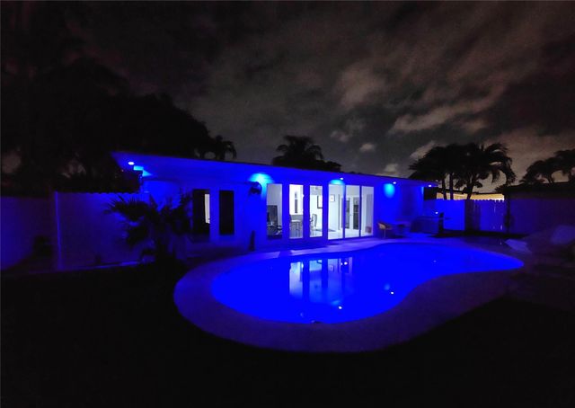 3680 NE 16th Avenue, Oakland Park, FL 33334