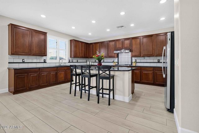 1162 E EUCLID Avenue, Gilbert, AZ 85297