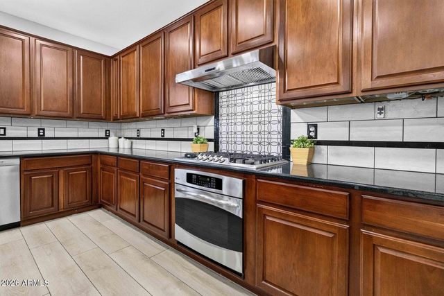 1162 E EUCLID Avenue, Gilbert, AZ 85297