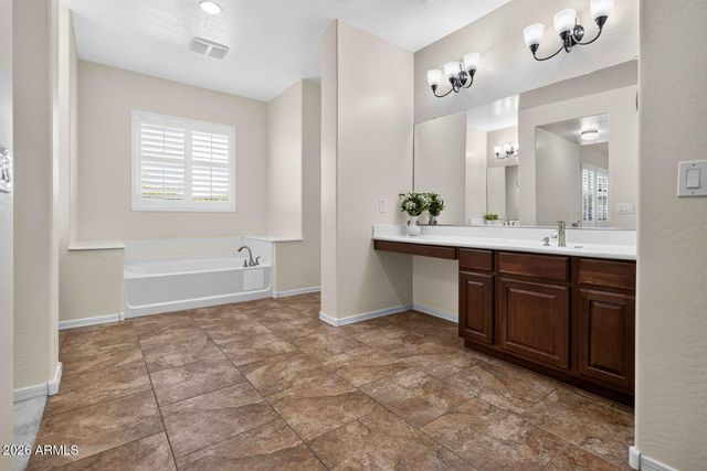 1162 E EUCLID Avenue, Gilbert, AZ 85297