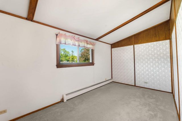 S66W13555 Saroyan ROAD, Muskego, WI 53150