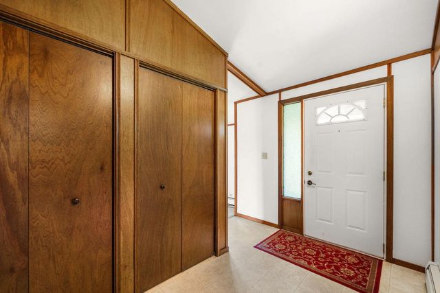 S66W13555 Saroyan ROAD, Muskego, WI 53150