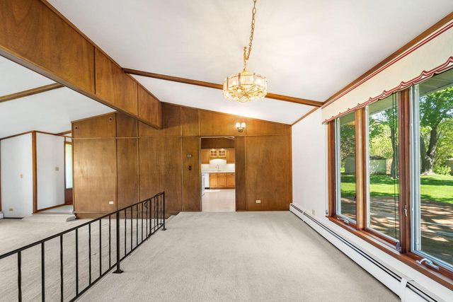 S66W13555 Saroyan ROAD, Muskego, WI 53150