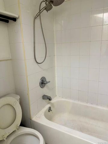 3921 Janet Place, Flushing, NY 11354