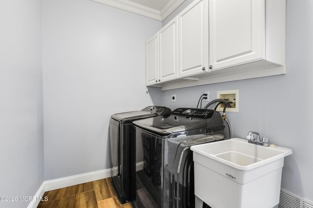 10 Winged Foot Drive, Manalapan, NJ 07726