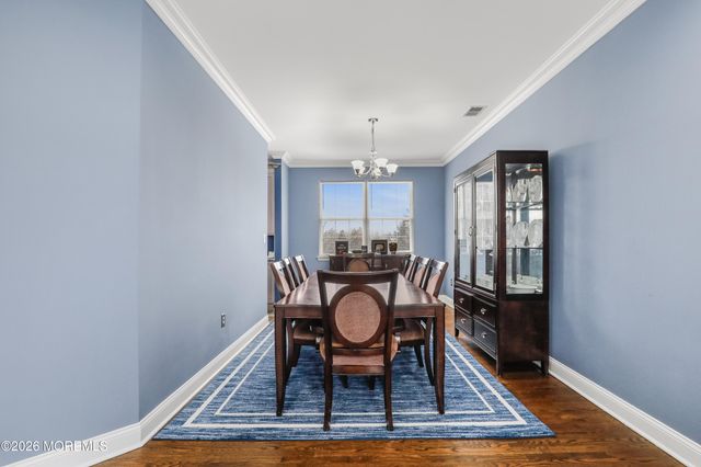 10 Winged Foot Drive, Manalapan, NJ 07726