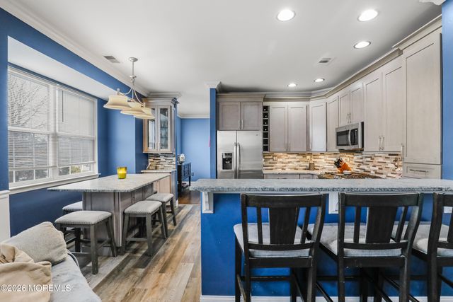 10 Winged Foot Drive, Manalapan, NJ 07726