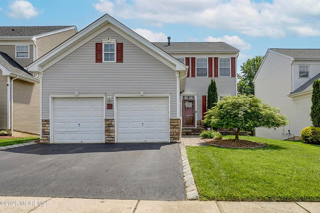 10 Winged Foot Drive, Manalapan, NJ 07726