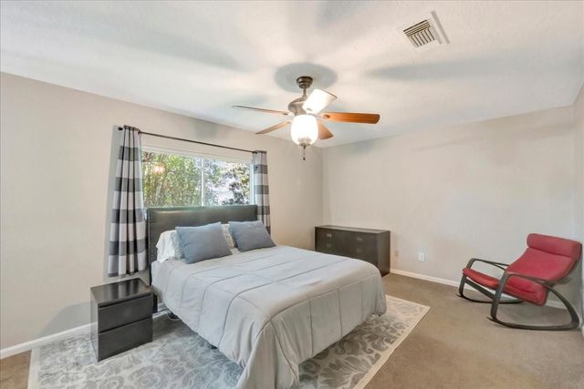 408 Pebbleshire Drive, Houston, TX 77062