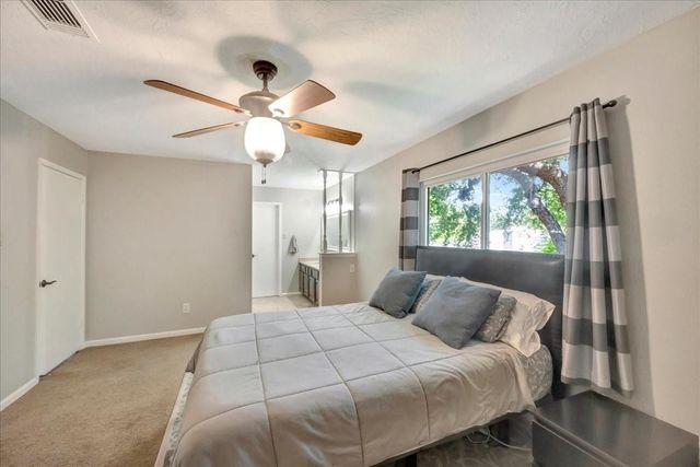 408 Pebbleshire Drive, Houston, TX 77062