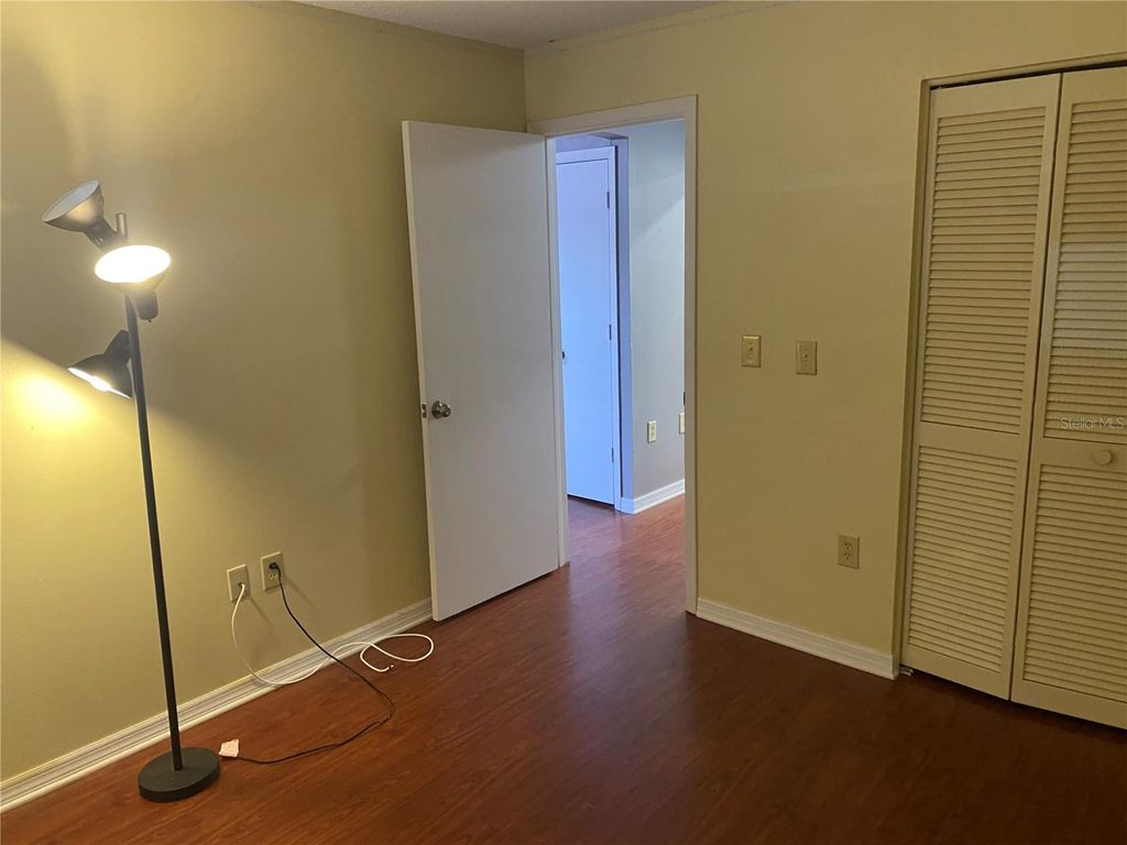 Image 13 of property listing at 3535 59TH AVENUE W 3535, Bradenton, FL 34210