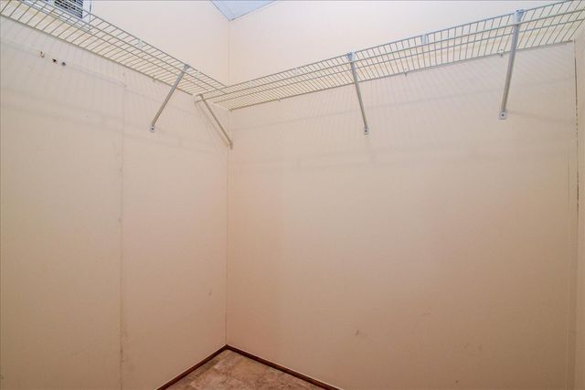 1214 Evelyn DR, Huddleston, VA 24104