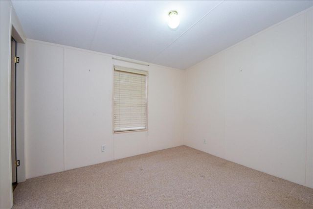 1214 Evelyn DR, Huddleston, VA 24104