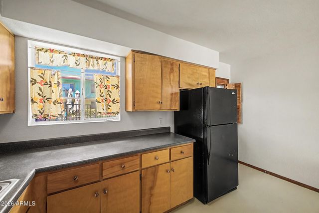 450 W EARLL Drive 15, Phoenix, AZ 85013