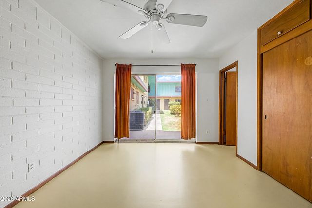 450 W EARLL Drive 15, Phoenix, AZ 85013