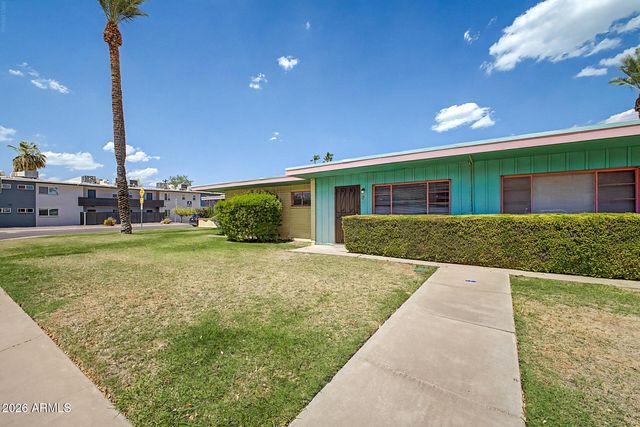450 W EARLL Drive 15, Phoenix, AZ 85013