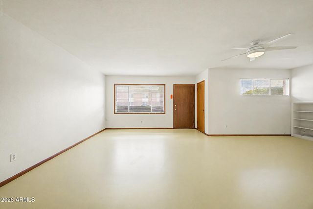 450 W EARLL Drive 15, Phoenix, AZ 85013