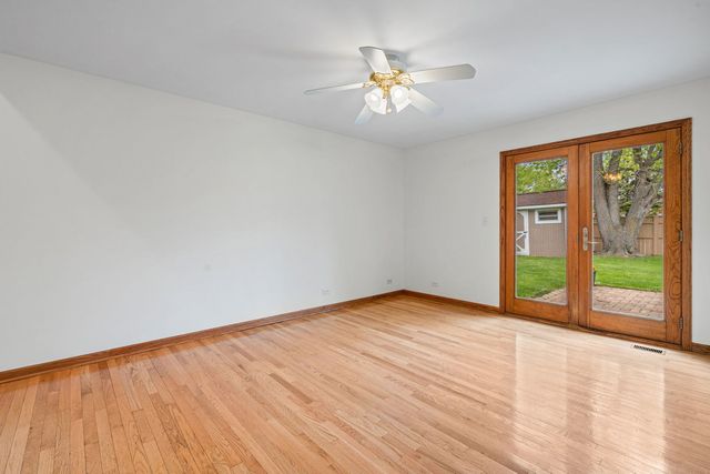 1120 Brush Hill Lane, Lake Zurich, IL 60047