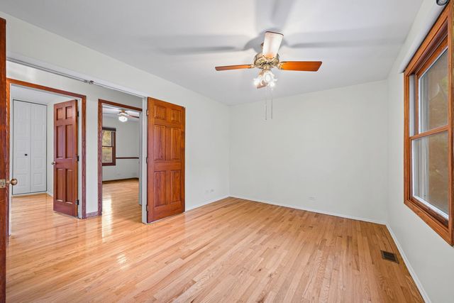 1120 Brush Hill Lane, Lake Zurich, IL 60047