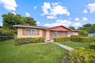 7904 SW 139th Ct, Miami, FL 33183