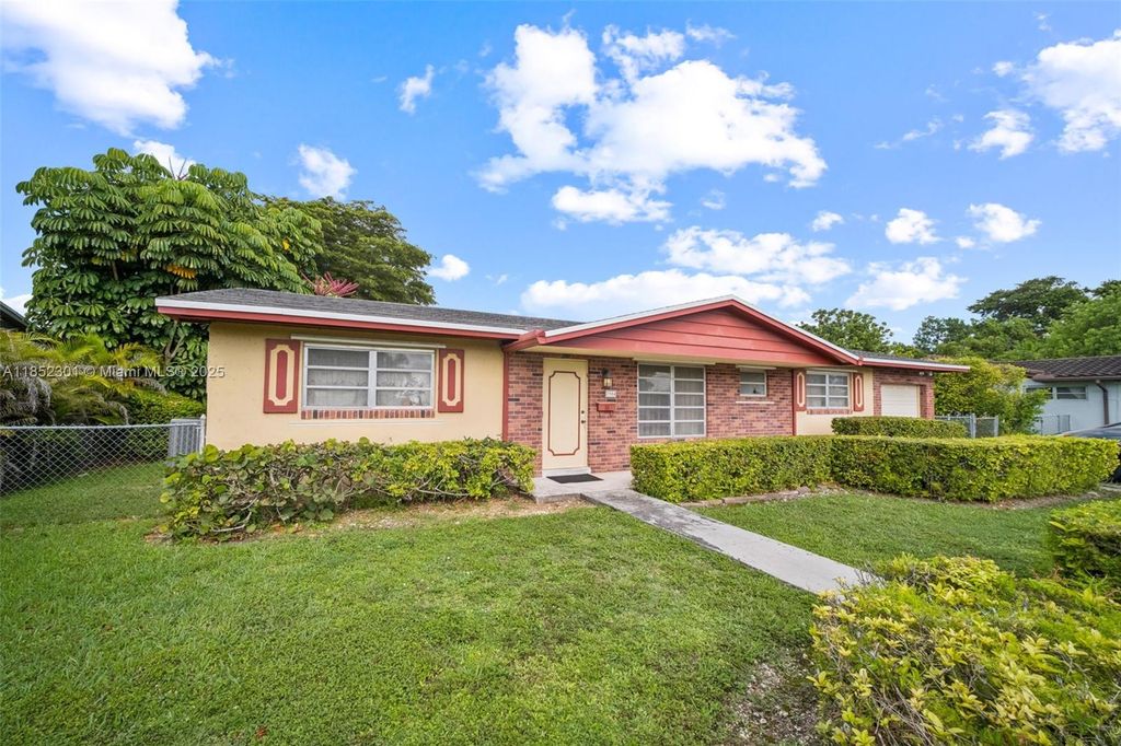 7904 SW 139th Ct, Miami, FL 33183