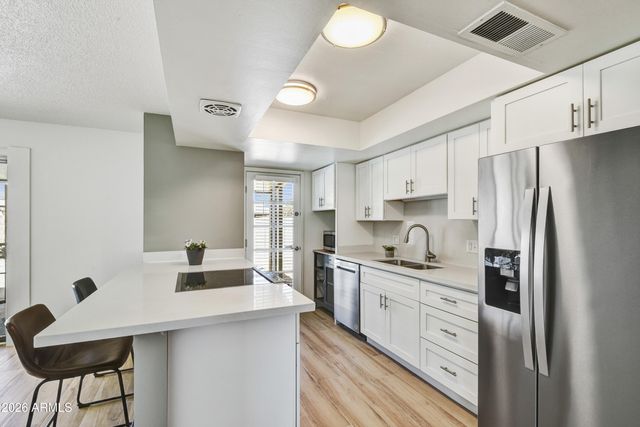 1986 E PALMCROFT Drive, Tempe, AZ 85282