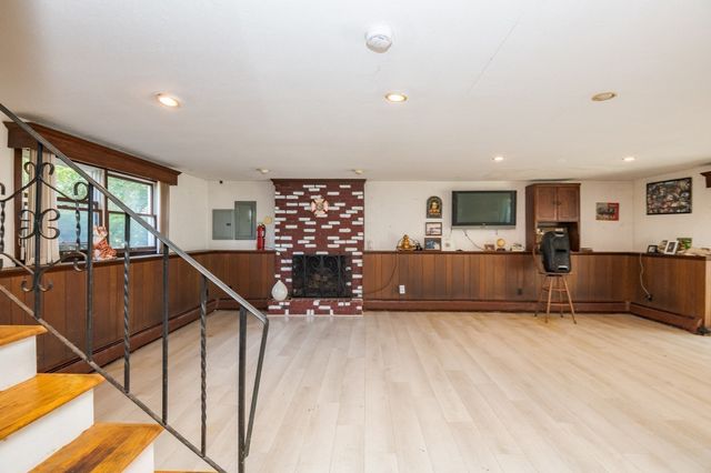21 Westland Terrace, Haverhill, MA 01830