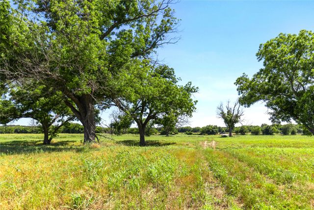 32 ac. 000 Tx-6, Valley Mills, TX 76689
