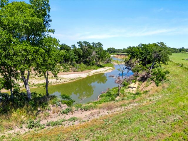 32 ac. 000 Tx-6, Valley Mills, TX 76689