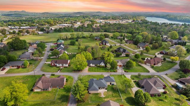 98 Wedgewood Drive, Somerset, KY 42503