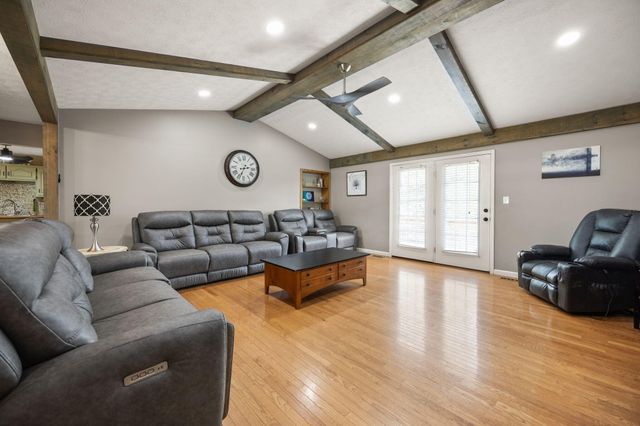 98 Wedgewood Drive, Somerset, KY 42503