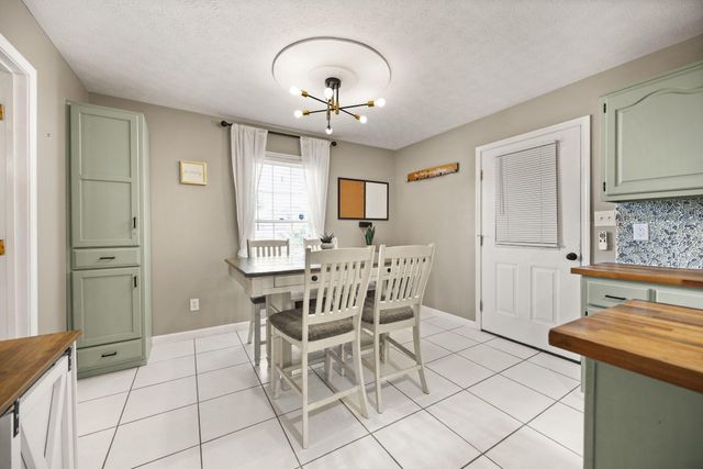 98 Wedgewood Drive, Somerset, KY 42503
