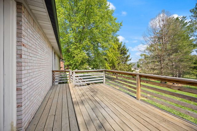 98 Wedgewood Drive, Somerset, KY 42503