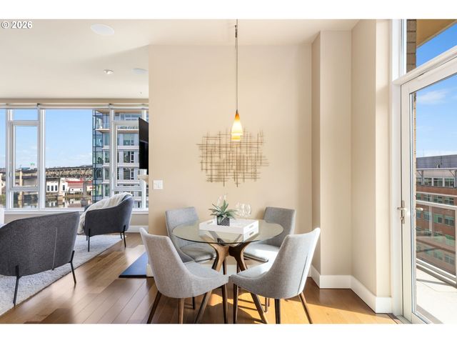 1930 S RIVER Dr 1003, Portland, OR 97201