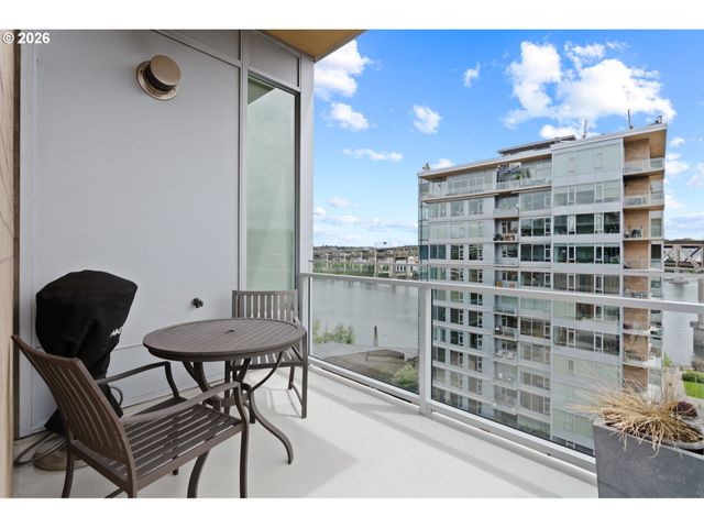 1930 S RIVER Dr 1003, Portland, OR 97201