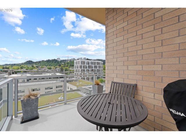 1930 S RIVER Dr 1003, Portland, OR 97201