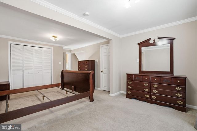 625 HILLCREST AVE, Morrisville, PA 19067