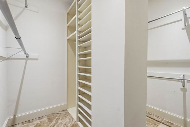 5949 River Bend Drive, Benbrook, TX 76132