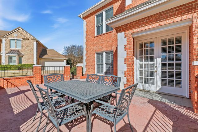 5949 River Bend Drive, Benbrook, TX 76132