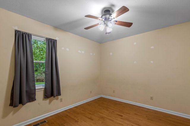 1824 Jackson Point Road, Sewanee, TN 37375