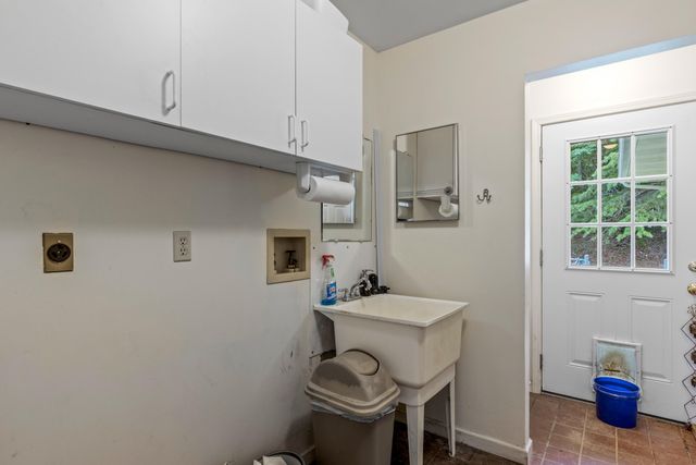 1824 Jackson Point Road, Sewanee, TN 37375